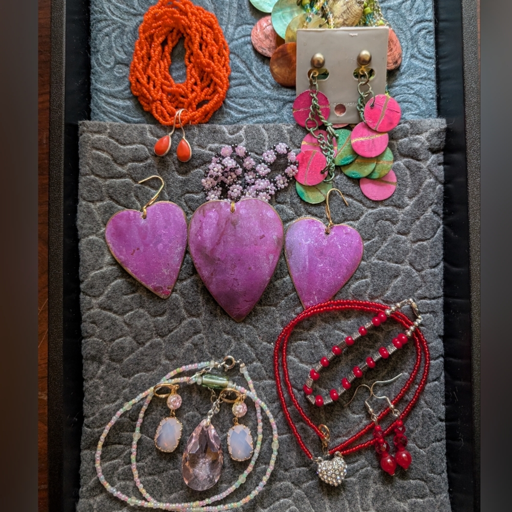 A486   🔥 5 For $35 🔥 Five Seed Bead Necklace & Earring Sets